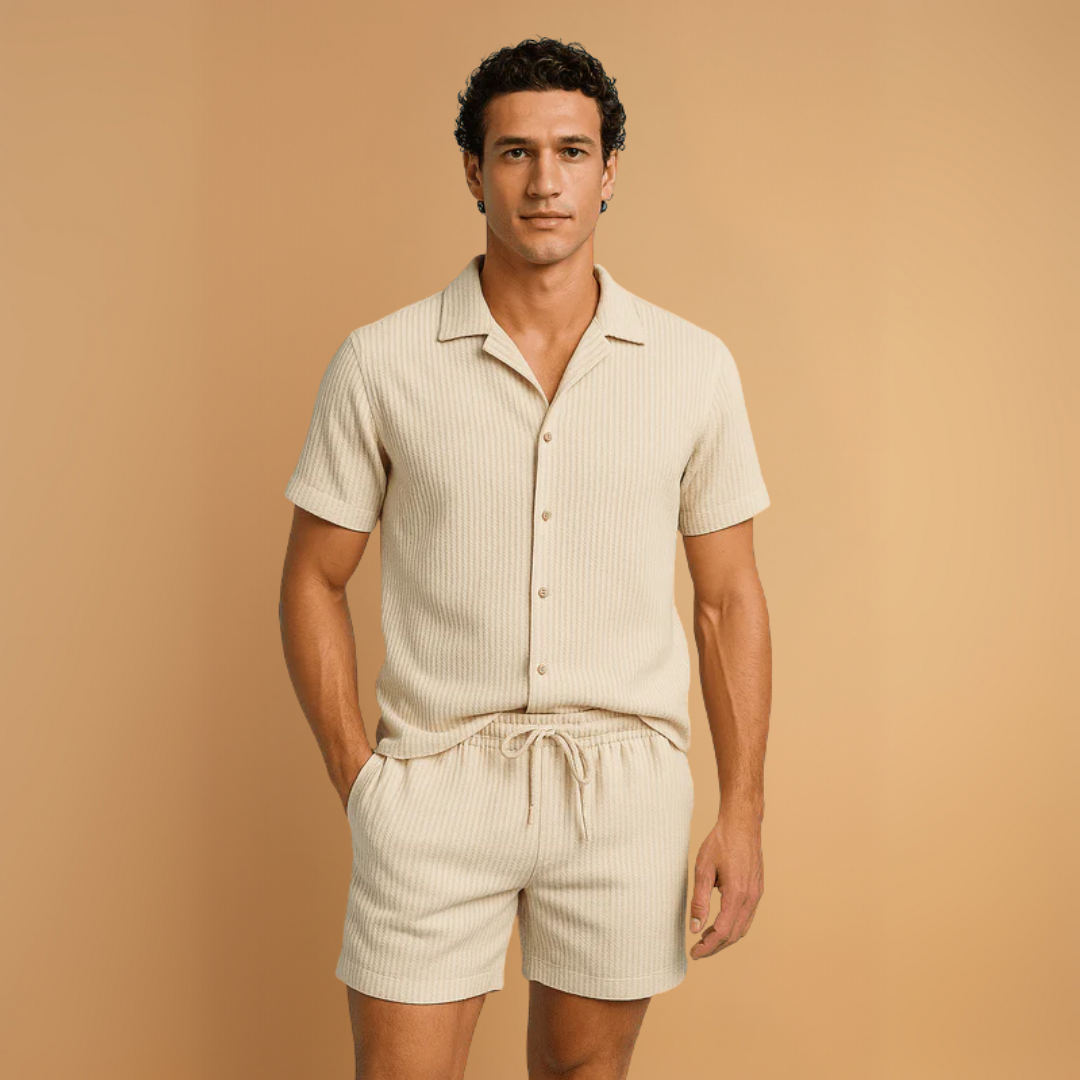 Noir Summer Set – Elegante Zomerset met Top en Shorts voor Dames